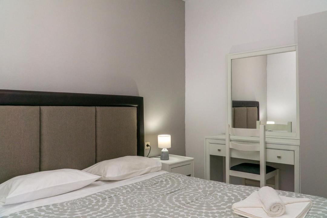 Ben'S Homes Nopigia Luaran gambar