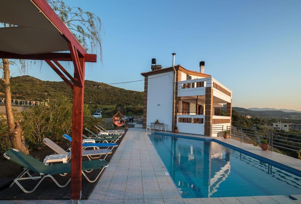 Ben'S Homes Nopigia Luaran gambar